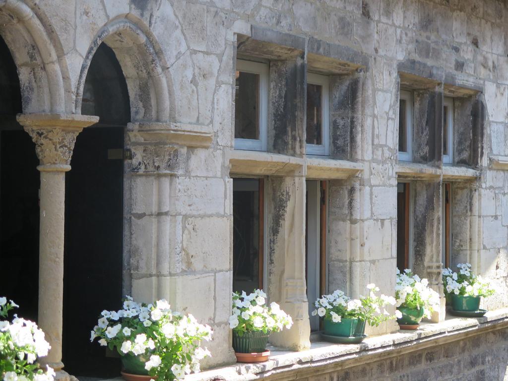 La Porte Bleue Saint-Antonin Exterior photo